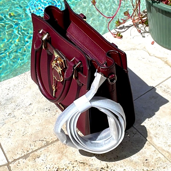 Michael Kors Hamilton Sm Satchel/Shoulder/Xbody In Merlot w/Gold-Toned HW NWOT - Picture 3 of 17